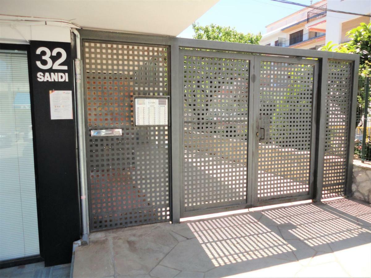 Lamoga-Sandi 4 2 Torredembarra Buitenkant foto