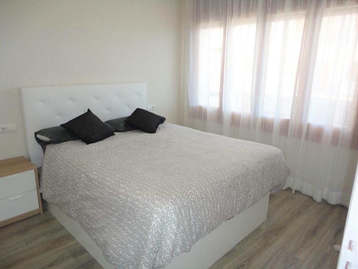 Lamoga-Sandi 4 2 Torredembarra Buitenkant foto